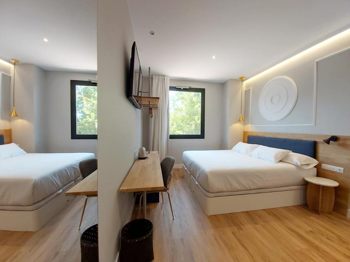 Habital Suites Jaca Exteriér fotografie