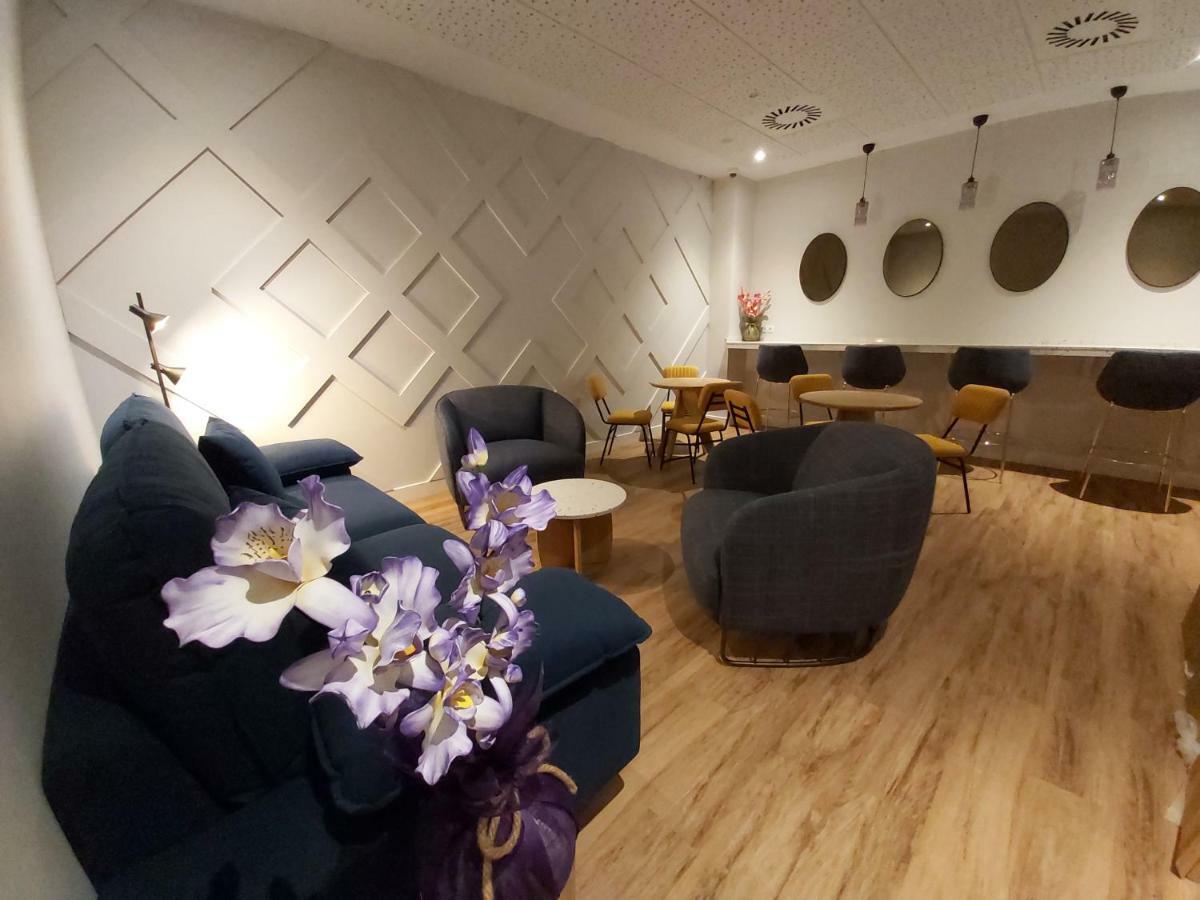 Habital Suites Jaca Exteriér fotografie
